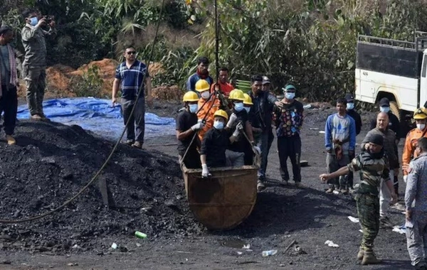 Hindistanda kömür mədənində baş verən partlayışda ölənlərin sayı artıb
