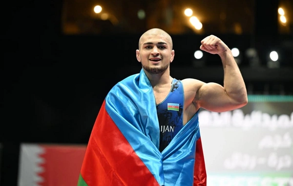 Arseniy Djioyev: Azərbaycan bayrağının ən yüksəyə qalxmasına görə qürurlanıram