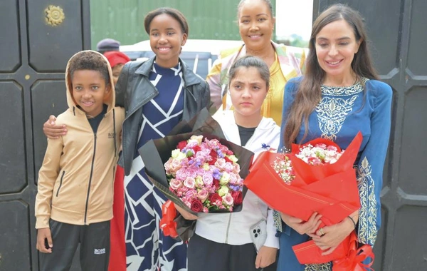 Leyla Əliyeva Nayrobi tam orta məktəbində və tibb mərkəzində olub