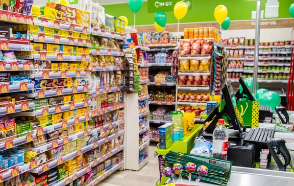 Marketdə müştəri öldü