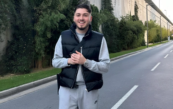 Reper dilənçiyə 50 avro verdi