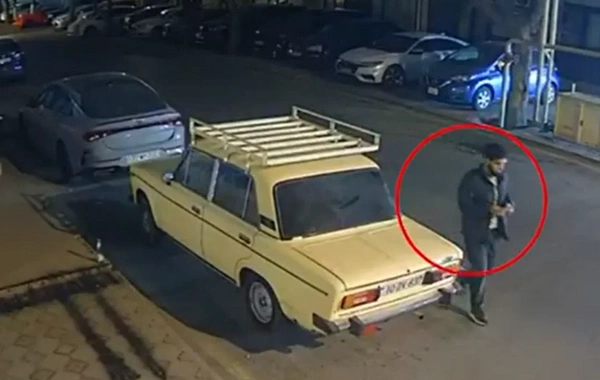 Nərimanovda avtomobillərdən oğurluğun ANBAAN GÖRÜNTÜLƏRİ