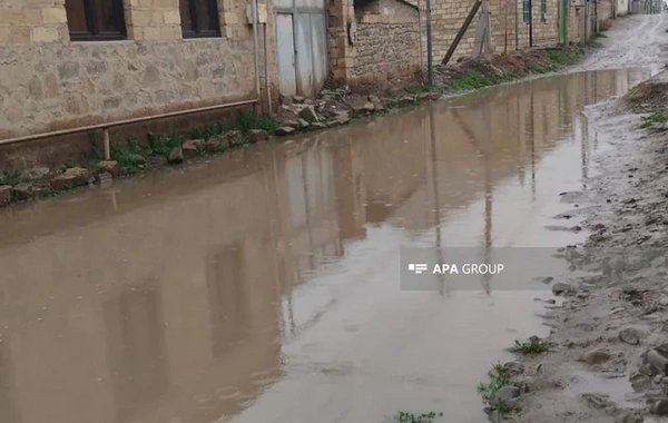 В Гяндже дождь вызвал серьезные последствия