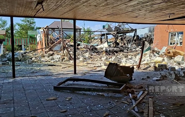 Kiyevdə Rusiyanın hücumu nəticəsində azərbaycanlıya məxsus restoran dağılıb