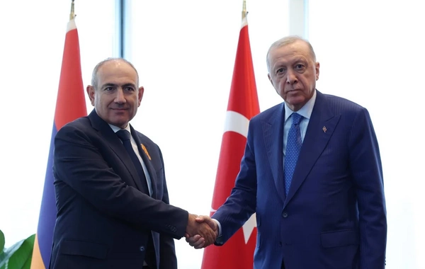 Ərdoğanla Paşinyan Azərbaycan-Ermənistan sülh prosesini müzakirə edib