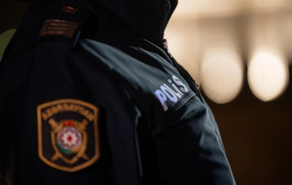 Kosmetikaya görə dərsə buraxılmayan şagirdin atası insident törədib, həbs edilib