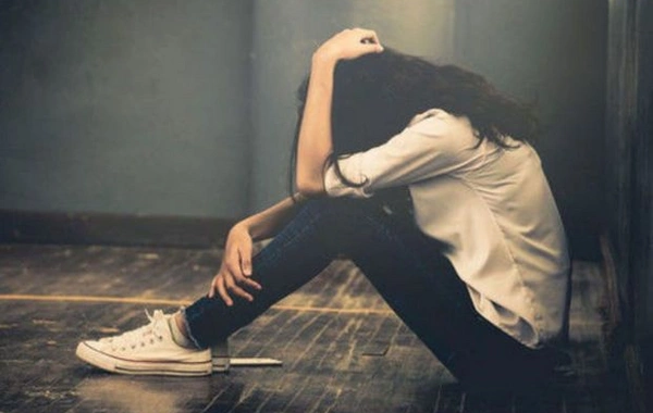 Qadını aldadıb, tanışını rüsvayedici videolarla şantaj edən şəxsə cəza verildi