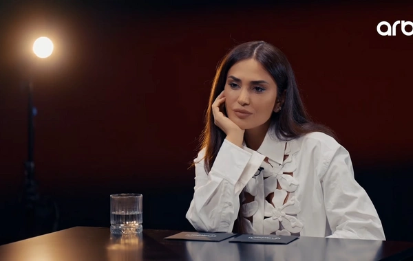 Pərvin Abıyeva: "Məni yoldan keçəndə kəşf ediblər"