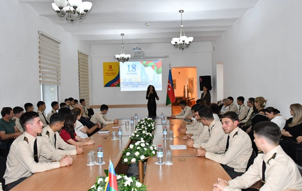 Azərbaycan Ordusunda Müstəqilliyin Bərpası Günü qeyd olunub