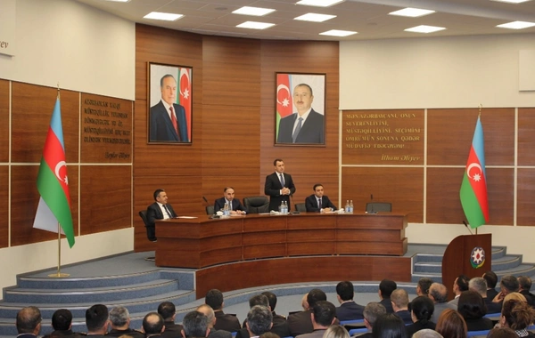 Paytaxt rayonlarında qışa hazırlığın vəziyyəti ilə bağlı müşavirə keçirilib