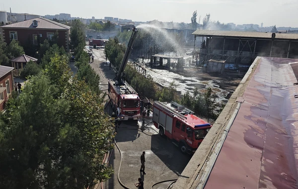 Bakıdakı güclü yanğın tam SÖNDÜRÜLDÜ