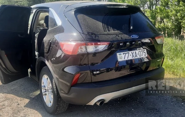 Kürdəmirdə hərəkətdə olan avtomobil anidən yanıb