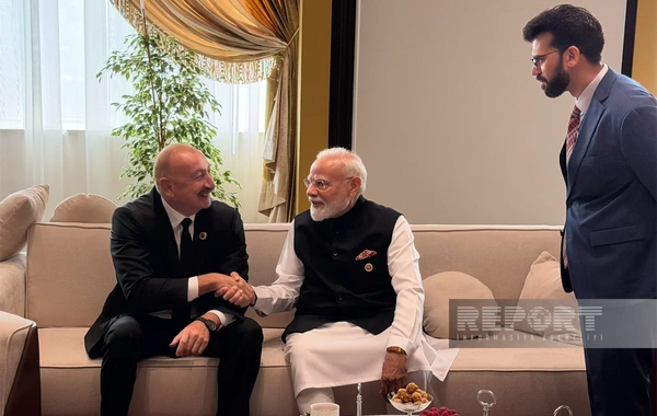 İlham Əliyev Bişkekdə Narenda Modi ilə görüşüb