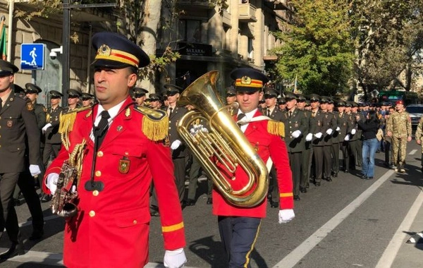Sabah Bakıda hərbi orkestrlərin müşayiəti ilə yürüşlər təşkil olunacaq