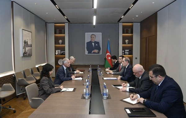 Fergus Auldun Azərbaycanda diplomatik fəaliyyəti başa çatıb