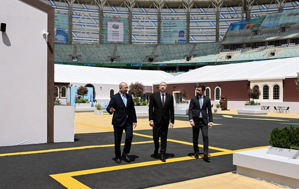 Prezident İlham Əliyev Bakı Olimpiya Stadionunun ərazisində WUF13 ilə bağlı görülən işlərlə tanış olub
