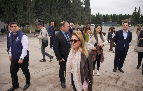 1 Noyabr-Kənd Təsərrüfatı İşçiləri Günü münasibətilə jurnalistlər üçün maarifləndirici təlim keçirilib