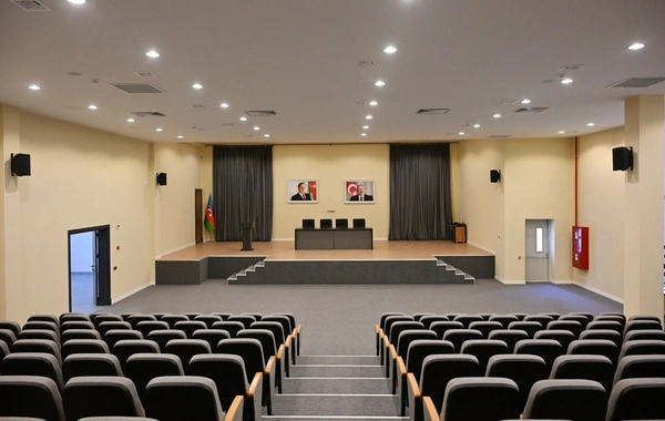 İlham Əliyev Səməd Vurğun adına Yaradıcılıq Evinin açılışında iştirak edib