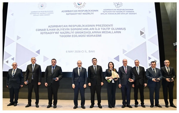 İqtisadiyyat Nazirliyinin əməkdaşlarına medallar təqdim edilib