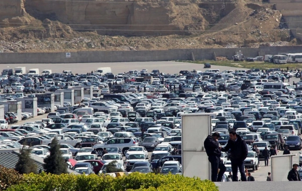 Bakıdakı maşın bazarı Ağdama KÖÇÜRÜLƏCƏK