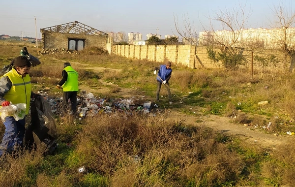 Bakıda su kanalının ətrafında yaranmış antisanitar vəziyyət aradan qaldırılıb