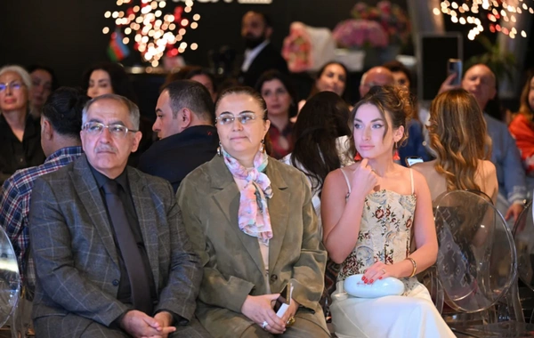 Azərbaycan Milli Xalça Muzeyində "Zamanın naxışları" moda nümayişi təşkil olunub