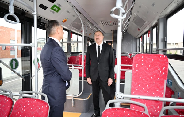 Prezident İlham Əliyev "BakuBus" MMC-nin Gəncə Avtoparkının açılışında iştirak edib
