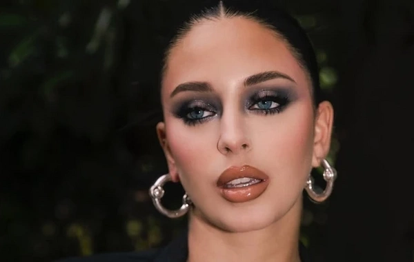 Bloger bunlara ayda 100 000 dollar xərcləyir
