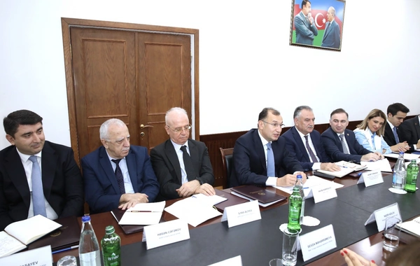 AHİK ilə Mediasiya Şurası arasında birgə əməkdaşlığa dair memorandum imzalanıb