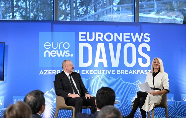 Prezident İlham Əliyev Davosda Azərbaycan rəhbərliyi ilə səhər yeməyi adlı tədbirdə iştirak edib
