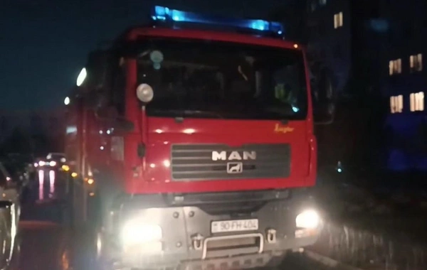 Bakıda dəhşətli YANĞIN: İkisi azyaşlı olmaqla, 4 nəfər həyatını itirdi