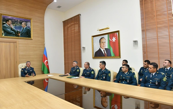 Hərbi əməliyyatlarda fədakarlıq göstərmiş tibb heyəti təltif edilib
