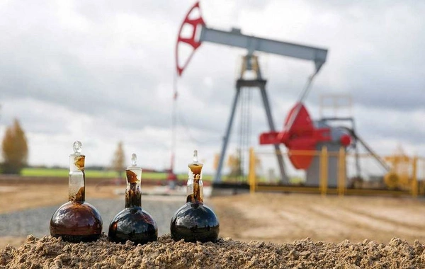 Azərbaycan neftinin qiyməti 67 dollardan aşağı düşüb