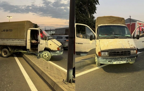 Xaçmazda sürücü sükan arxasında ürəktutmasından ölüb, avtomobil ayırıcı zolağa çırpılıb