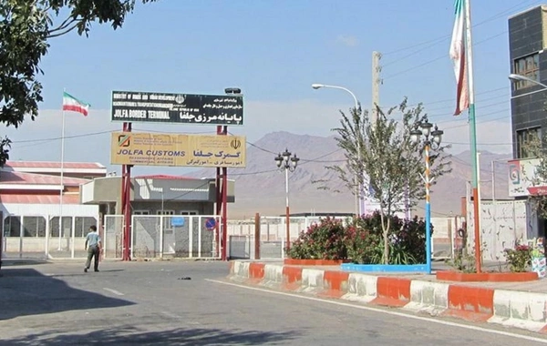 İran azərbaycanlı sürücülərdən Tramp marşrutunun acığını çıxır: Bizimlə heyvan kimi davranırlar