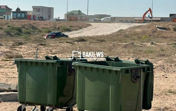 Отдыхающие превратили бесплатный пляж в Бильгя в "мусорный полигон"
