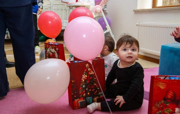 Leyla Əliyevanın təşəbbüsü ilə bir sıra uşaq müəssisələrində Yeni il tədbiri keçirilib