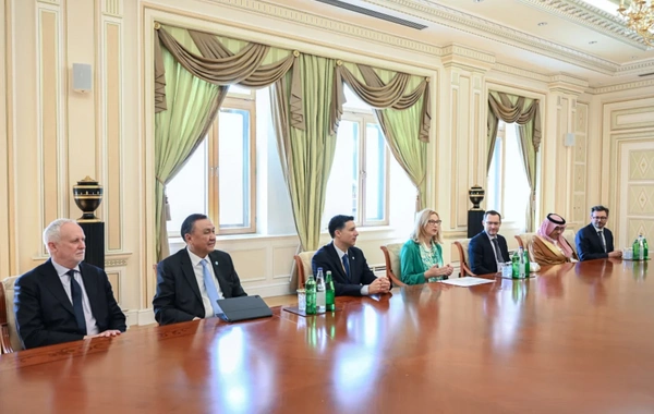 Prezident İlham Əliyev bir sıra beynəlxalq qurumların rəhbər şəxslərini qəbul edib