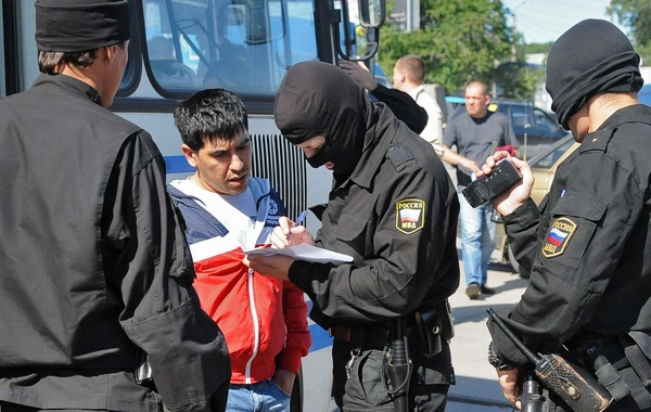 Rusiyada miqrantların deportasiya xərcləri kəskin artıb