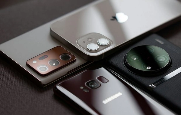 Köhnə smartfonu atmağa tələsməyin: İkinci telefon nə üçün lazım ola bilər?