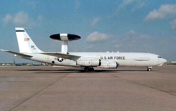 İran ABŞ-nin E-3 Sentry xüsusi kəşfiyyat təyyarəsini vurub