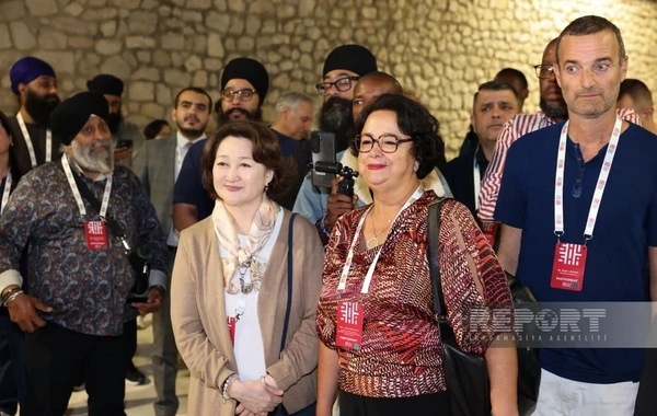 IV Şuşa Qlobal Media Forumunun iştirakçıları Qarabağ küçəsi ilə tanış olublar