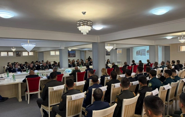 Daxili Qoşunların Hərbi İnstitutunda "Zəfər tarixi" elmi-nəzəri konfransı keçirildi