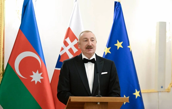 İlham Əliyev Slovakiya Prezidentini Azərbaycana səfərə dəvət edib