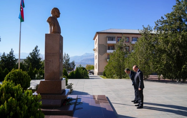 Dövlət Komitəsinin sədri Ordubadda vətəndaşları qəbul edib