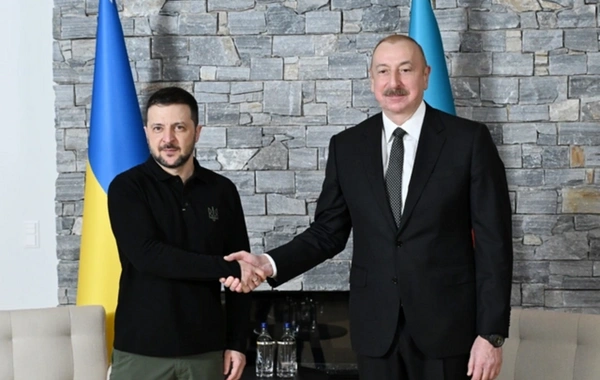 Volodimir Zelenski İlham Əliyevlə Azərbaycan qazının nəqli imkanlarını müzakirə edib