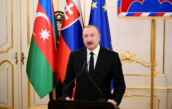 Azərbaycan və Slovakiya prezidentləri mətbuata bəyanatlarla çıxış ediblər