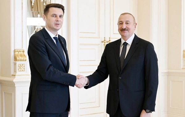 İlham Əliyev Rumıniya Parlamenti Senatının sədrini qəbul edib İlham Əliyev Rumıniya Parlamenti Senatının sədrini qəbul edib