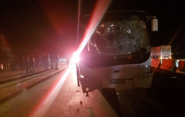 A passenger-filled bus collided with a truck in Azerbaijan