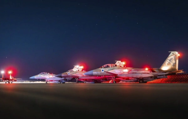 İsrail Tehranda hərbi obyektlərə zərbələr endirdiyini açıqlayıb